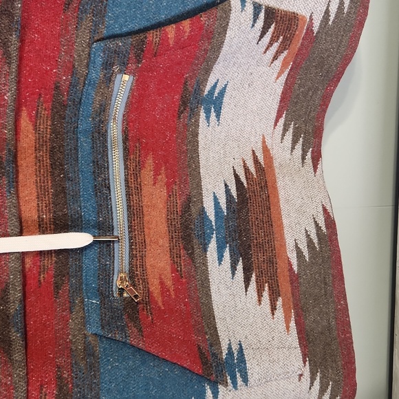 Aztek pull over jacket - Picture 3 of 5